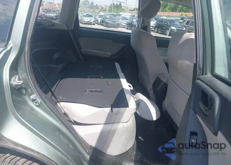 2015 Subaru Forester 2.5I z USA, uszkodzony, nr VIN JF2SJABC2FH595707